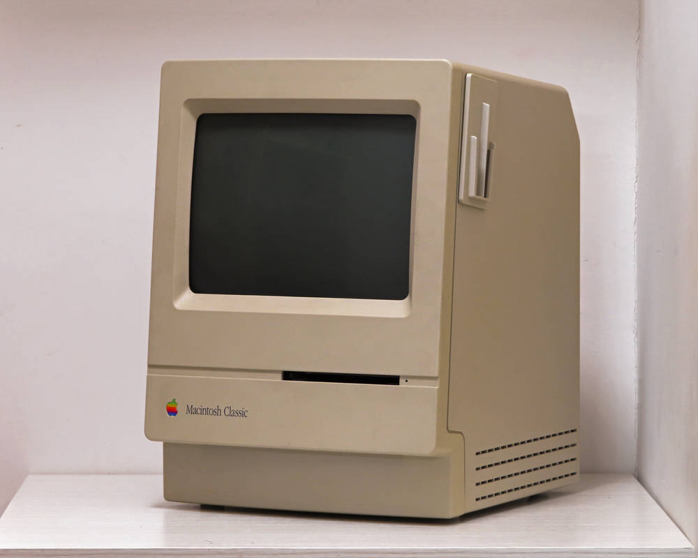 Apple Macintosh Classic computer by eric2b01 on DeviantArt