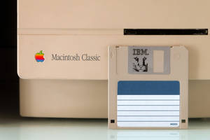 Apple Macintosh Classic, IBM floppy disk