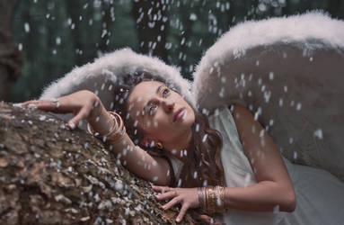 # Angel with show by Mishkina
