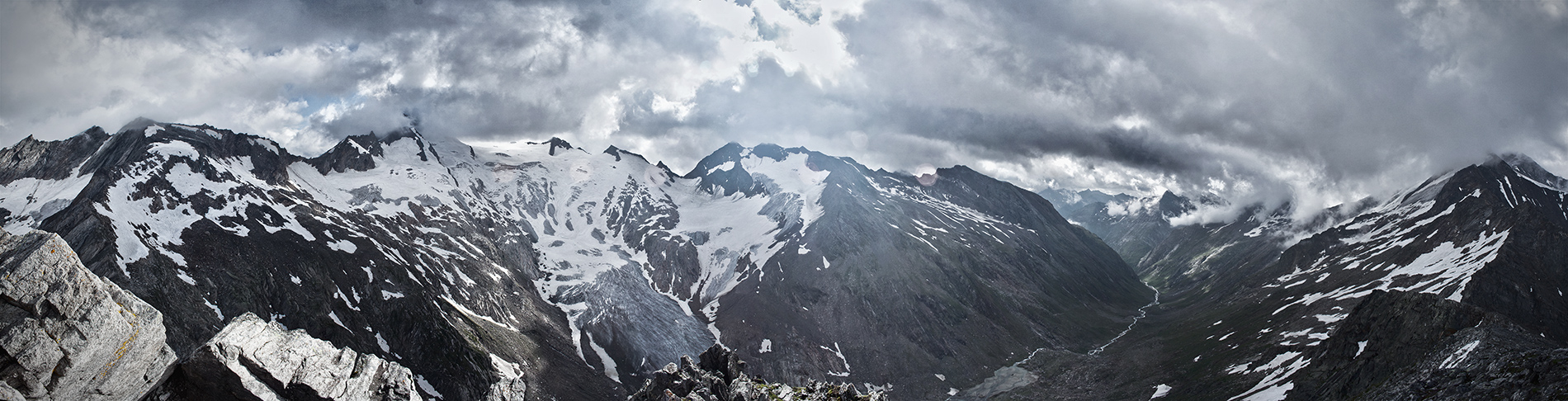 3051m by rembrandt83