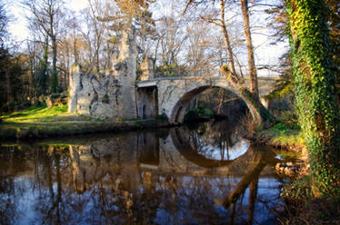 Bridge of the ruined dungeon (2)