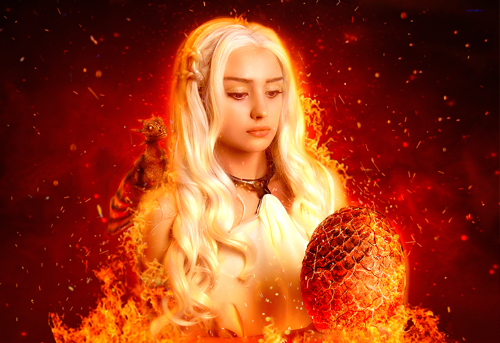 Daenerys Targaryen cosplay