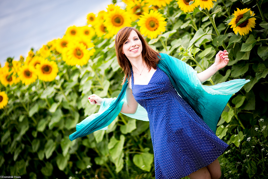 Sunflower girl