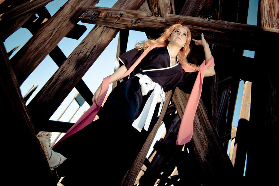 Bleach: Looking For You by singingaway