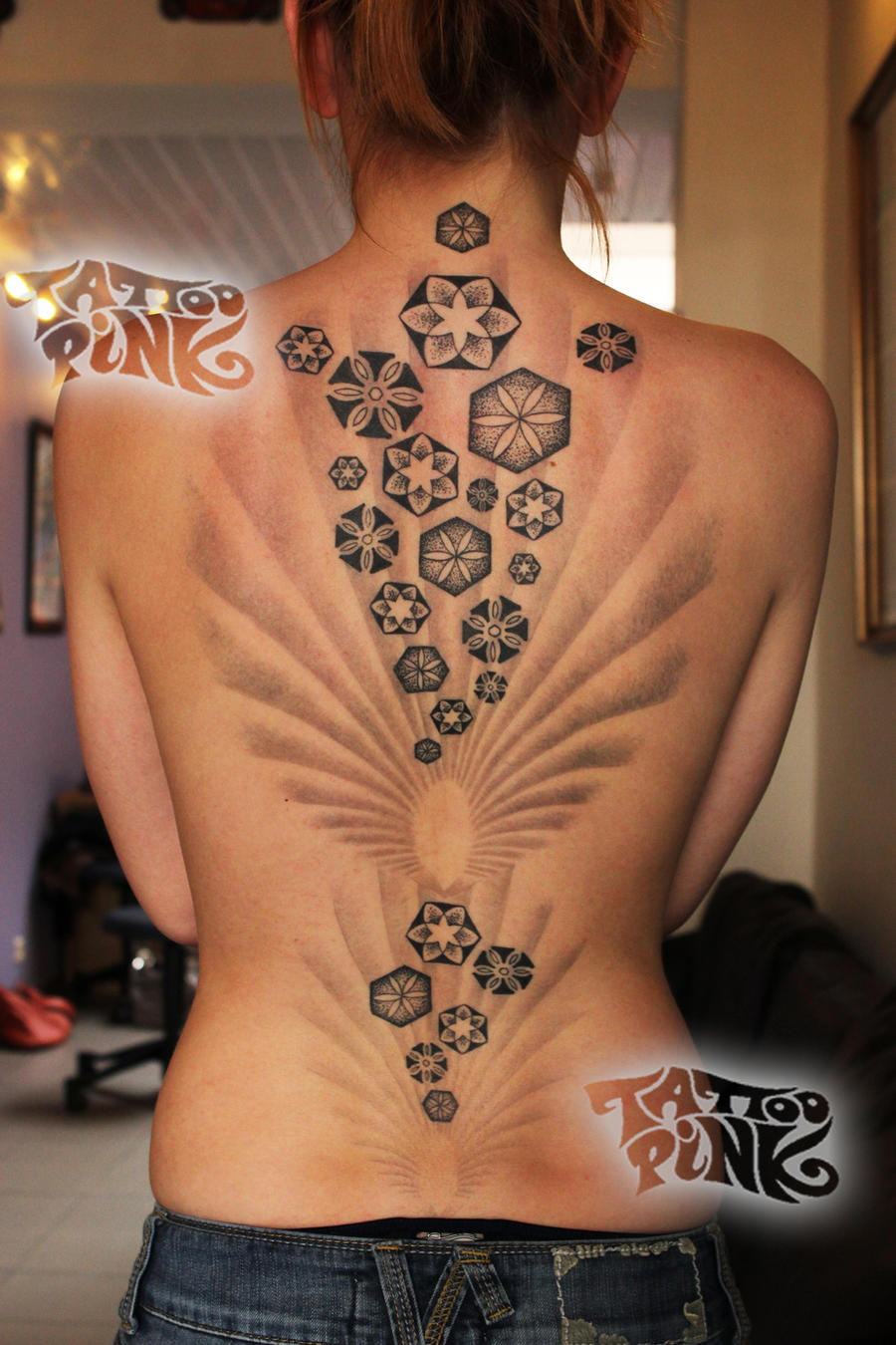 Tina geometric backpiece by Pink