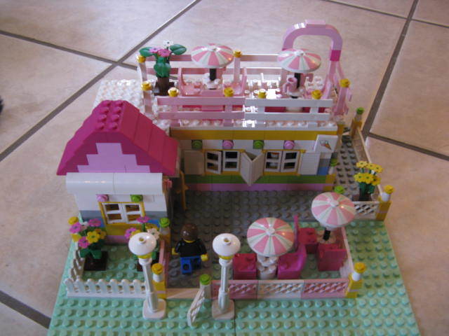 lego cafe