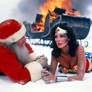 Wonder Woman Saves Christmas: Extras