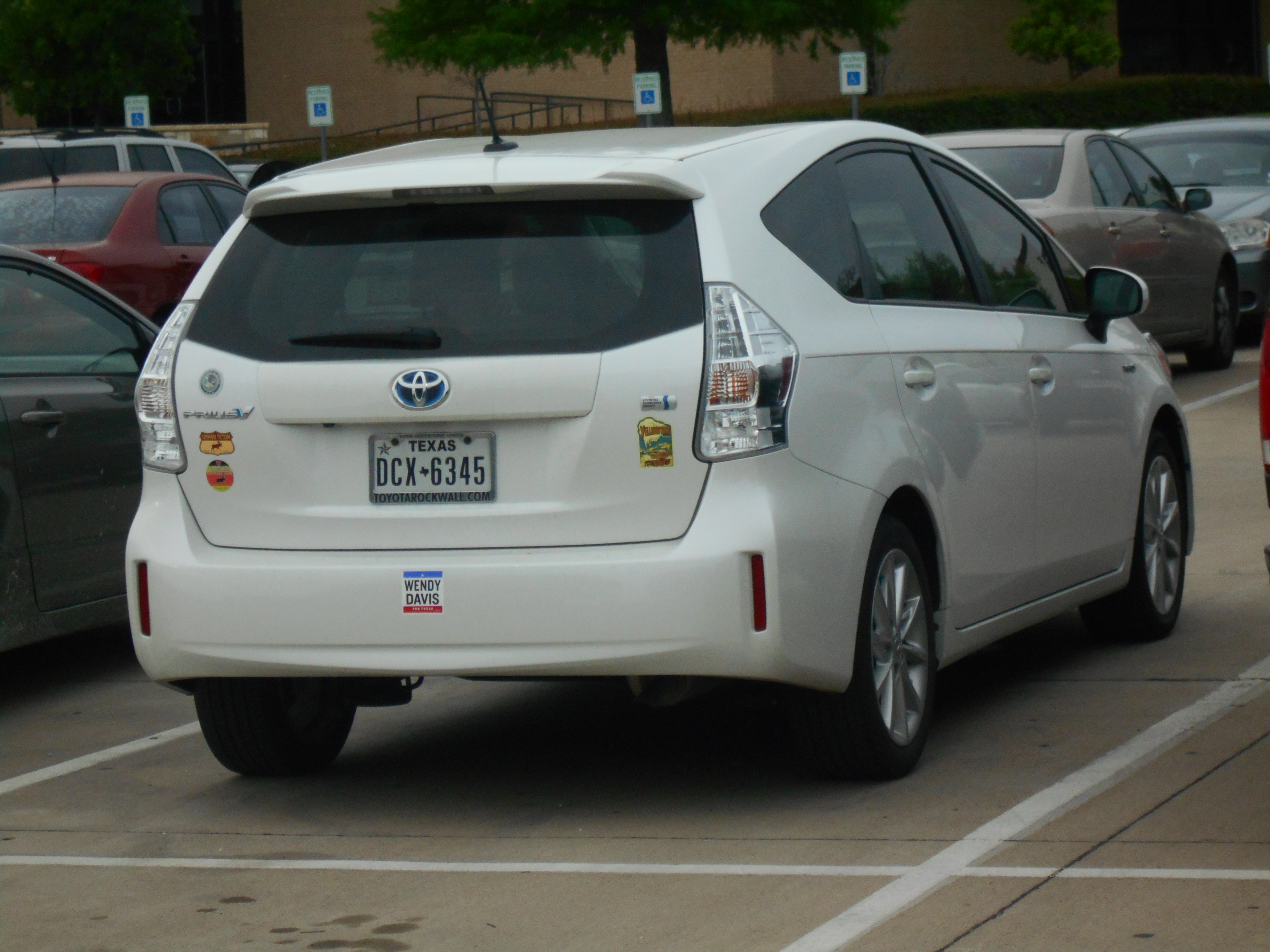 2014 Toyotaa Prius V