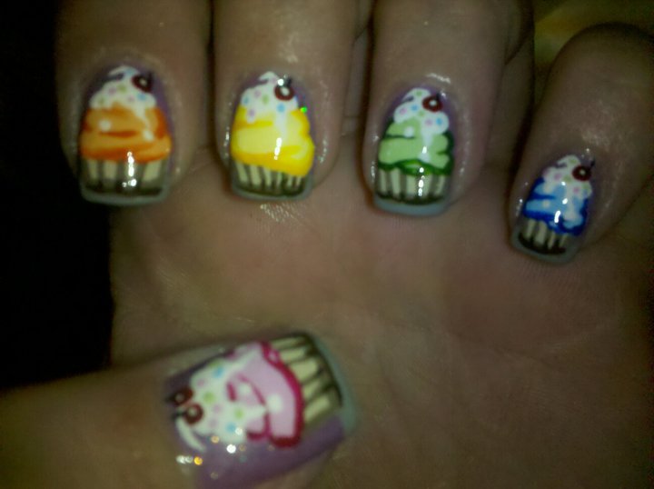 Cupcake Nails 2