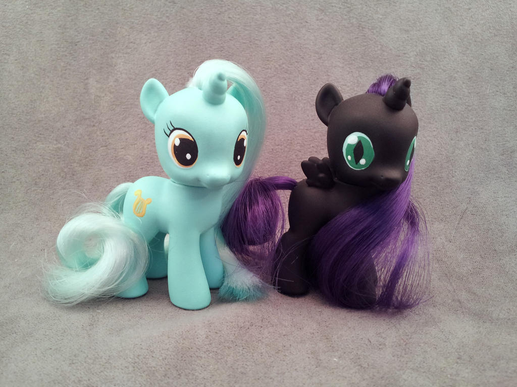 MLP: FiM - Filly Lyra and Nyx - custom ponies by hannaliten on DeviantArt