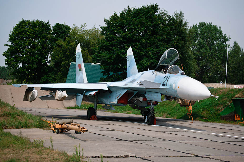 Sukhoi Su-27 ''Flanker-B'' by RADMRockstone on DeviantArt