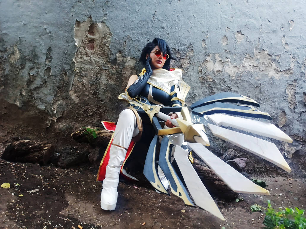 Sentinal Cosplay Vayne sentinel of light cosplay by VaynettaHunter on DeviantArt