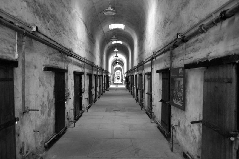 Endless Hallway by tenebre1079 on DeviantArt