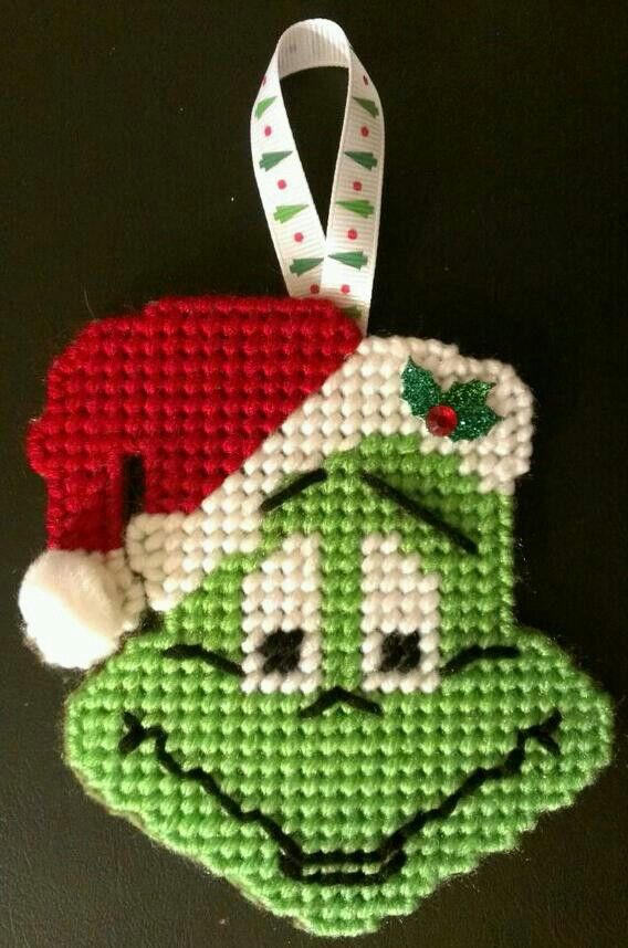NEW Handmade out of plastic canvas Grinch Christmas Ornament 