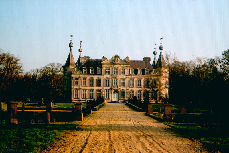 Poeke Castle by TheDarkDreamer on DeviantArt