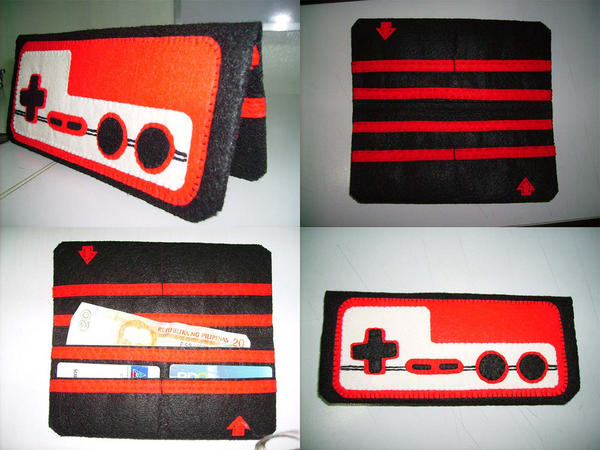 Famicom Controller Wallet