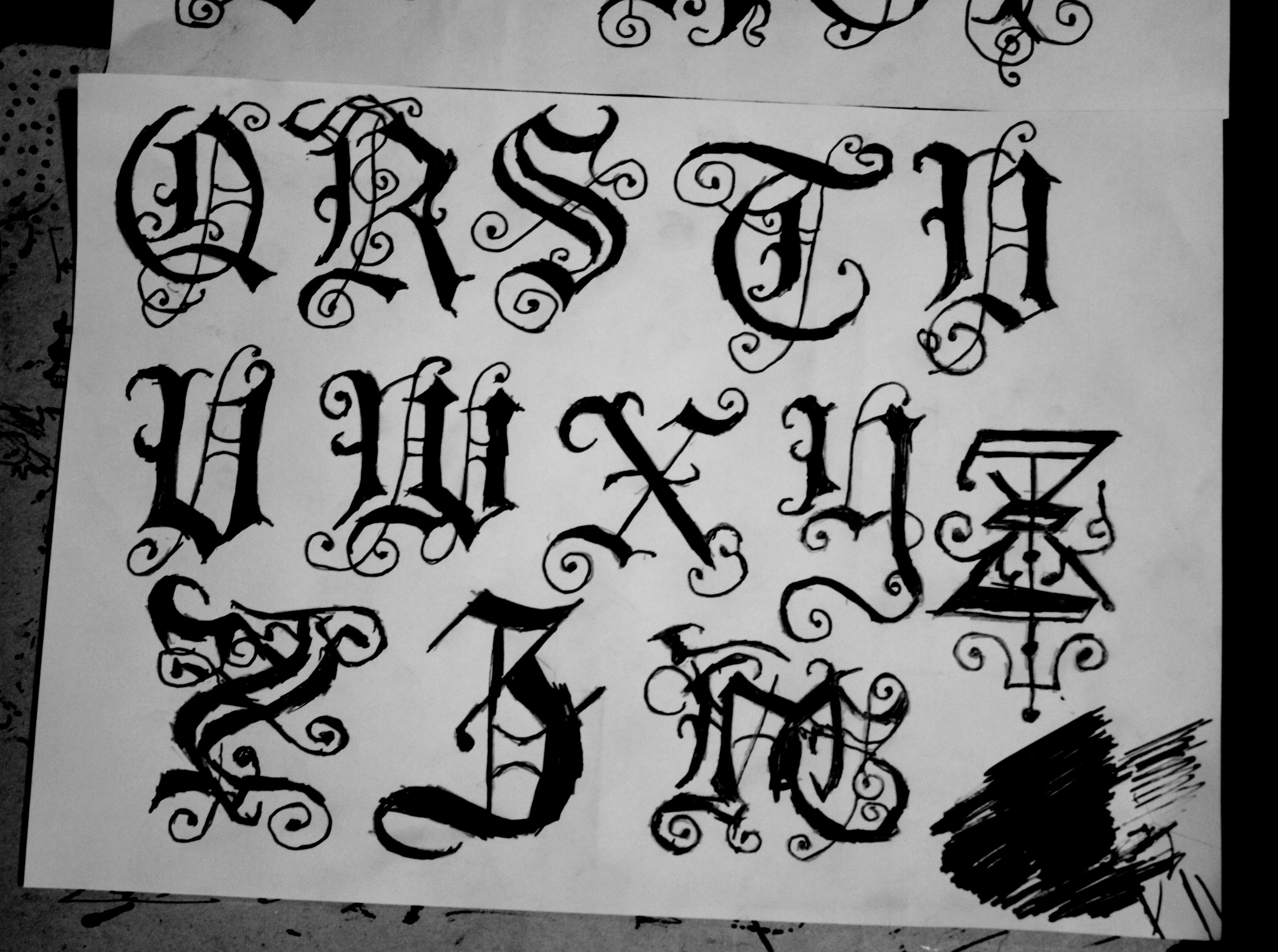 gothic font3