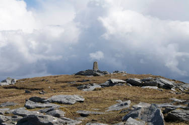 Monument at the Peakl