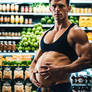 Bodybuilder Tom Holland pregnant