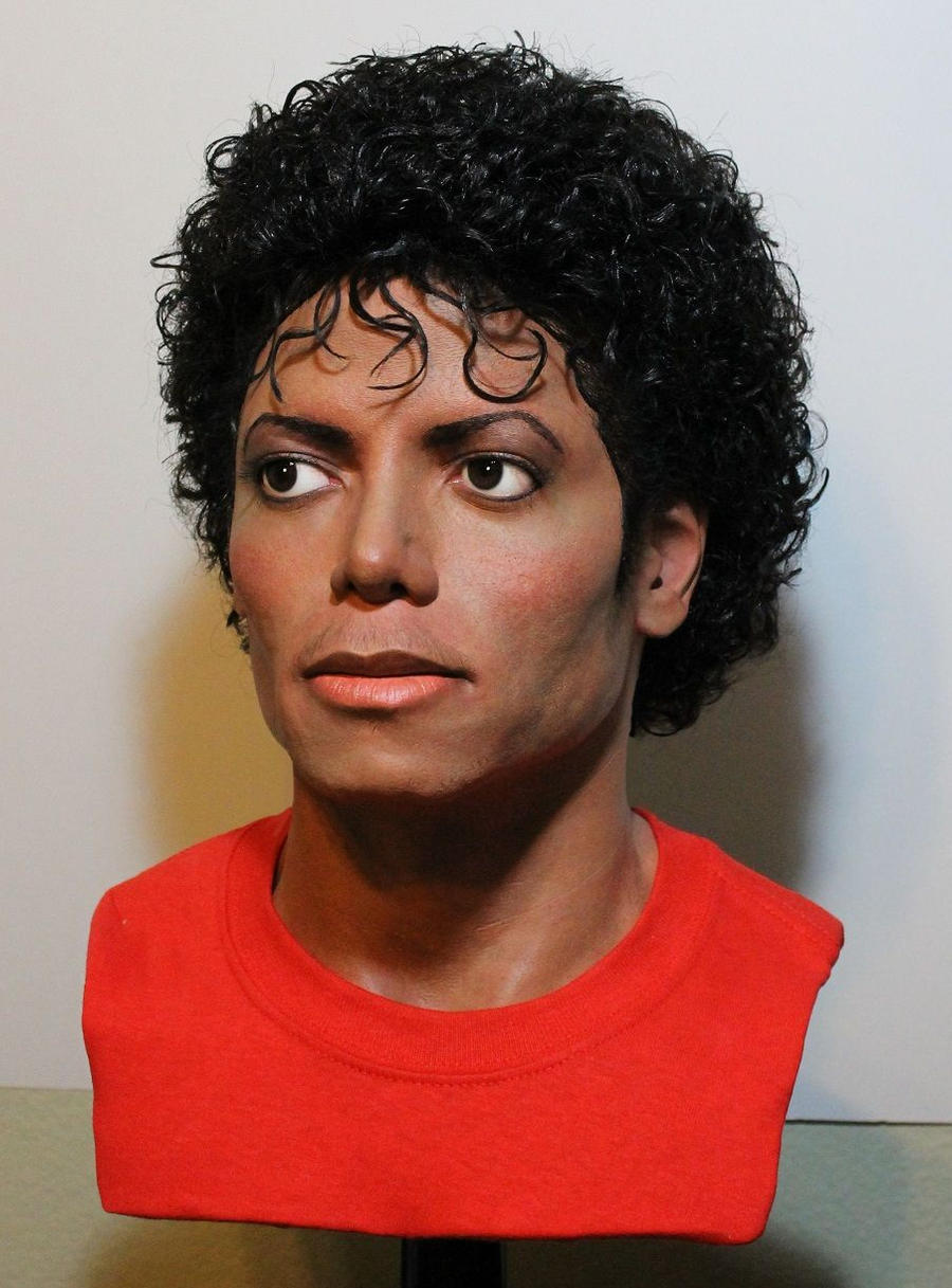 MJ lifesize Thriller bust pic 2