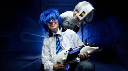 Wheatley and GLaDOS cosplay Portal 2