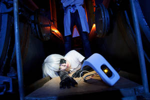 GLaDOS cosplay Portal 2 - GLaDOS Dead