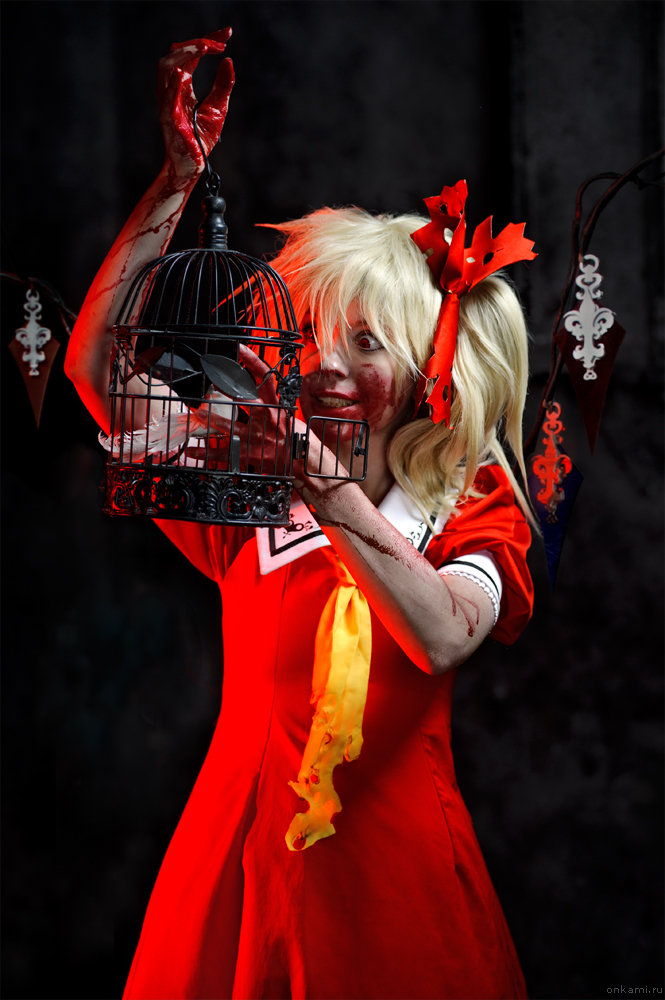 Flandre Scarlet cosplay Koumajou Densetsu