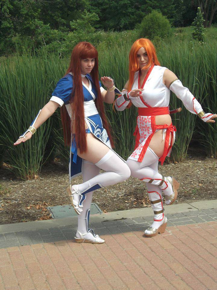 Kasumi cosplay player one and two.