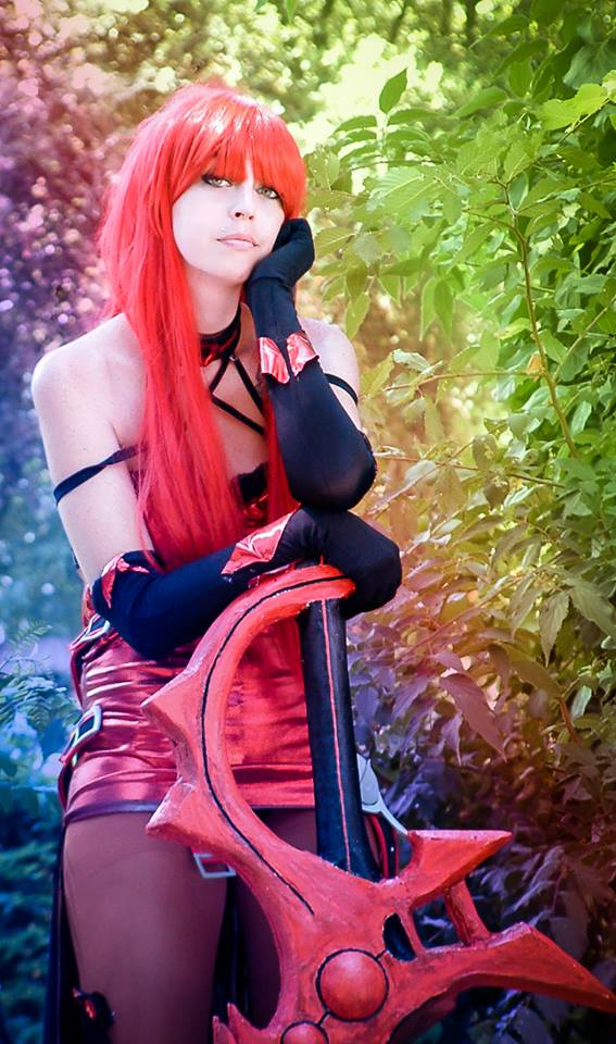 Elesis Crimson Avenger Cosplay - Elsword