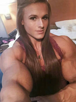 Extra Fit Selfie: Georgina