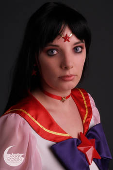 Sailor Mars - Close Up