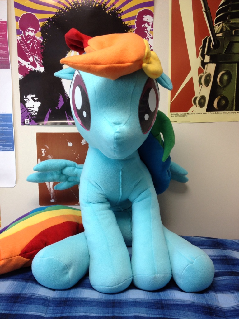 Approximately Rainbow Dash