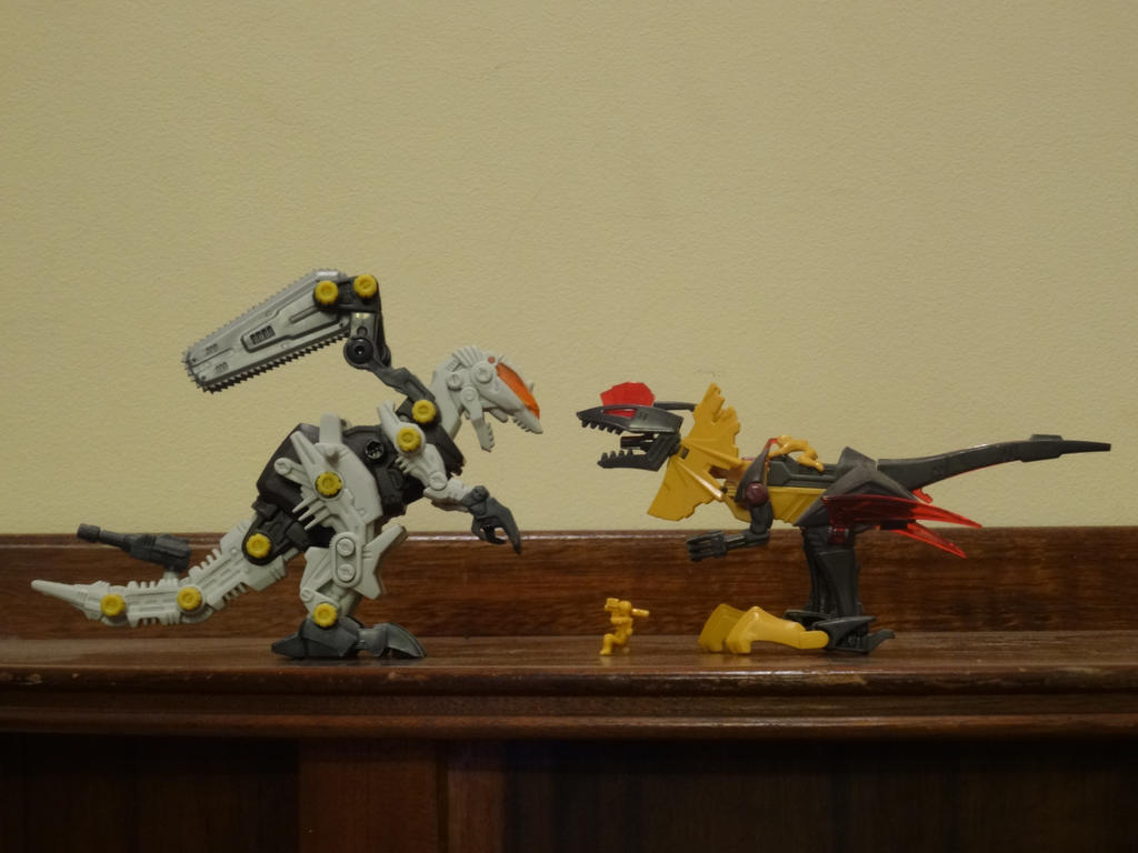 Zoids: Spinosapper vs Diloforce