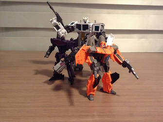 Dark Cybertron trio