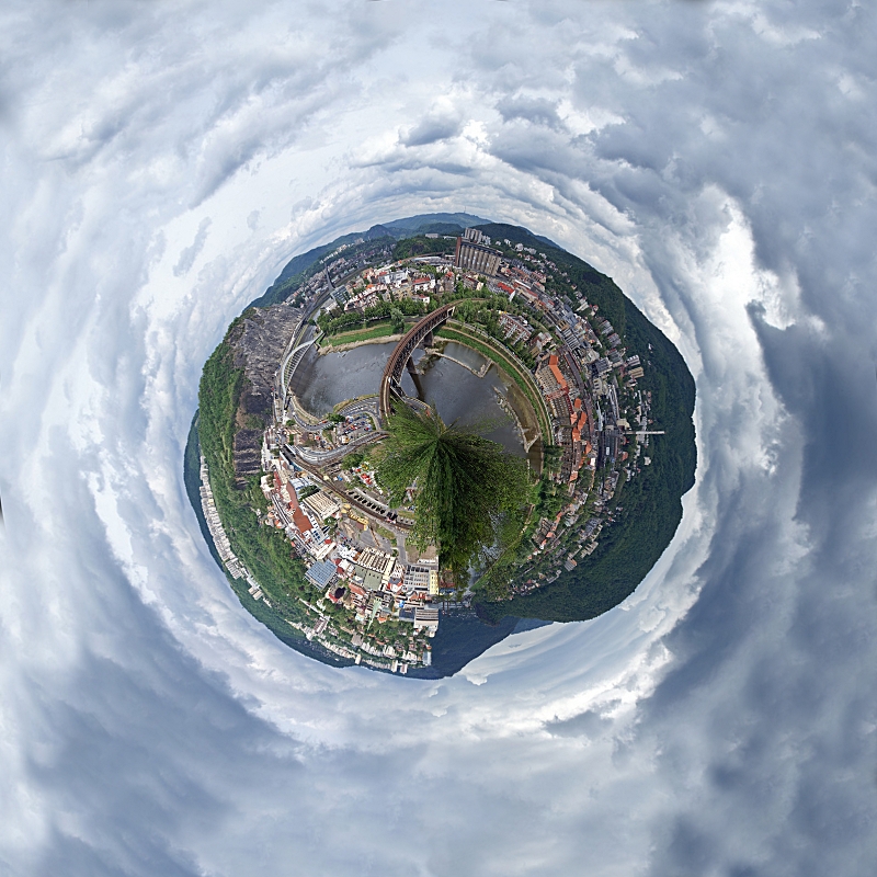 Planet Usti... by Kseek