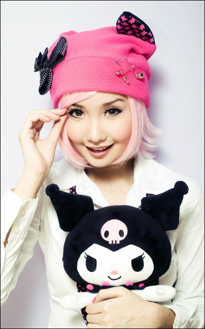 Alodia and Kuromi by slumberdoll