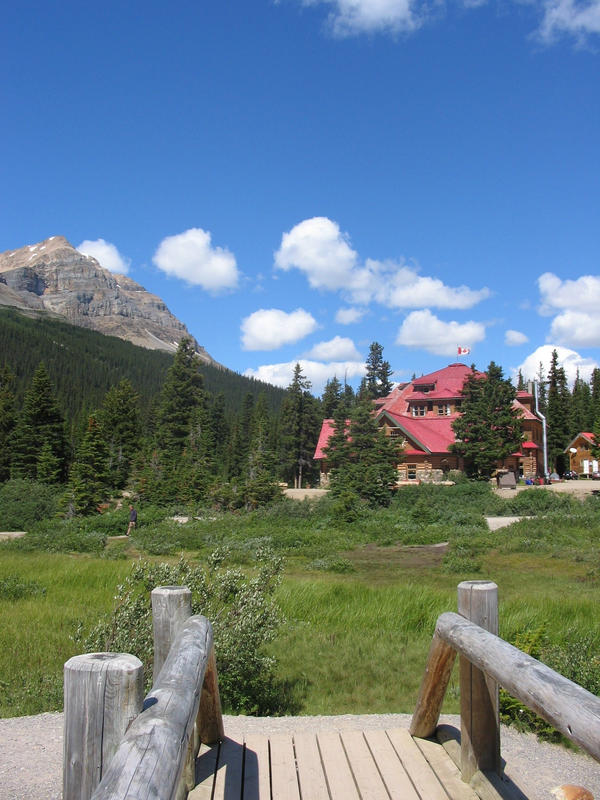 canadian house by Drowninglife on DeviantArt canadian house by Drowninglife on DeviantArt