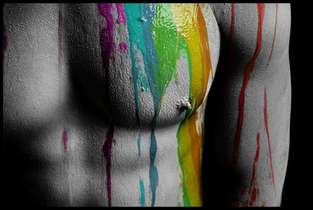 goliy-devushki-v-kraske-fotografii-goloy-seleni-gomes