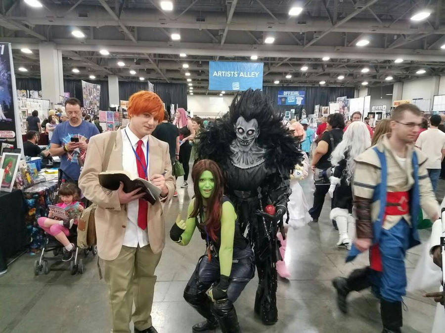 fun times Ryuk at con. 