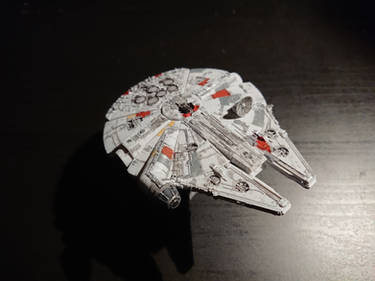 Millennium falcon - Bandai Model (1)