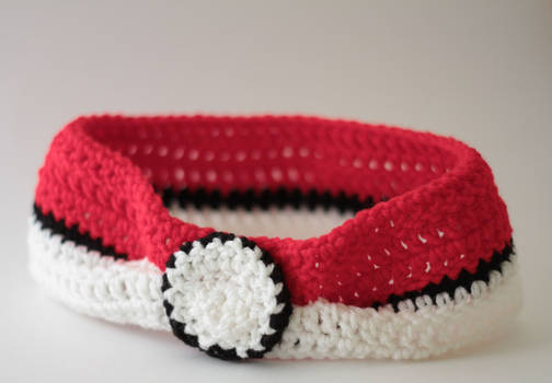 Pokemon Pokeball Earwarmer