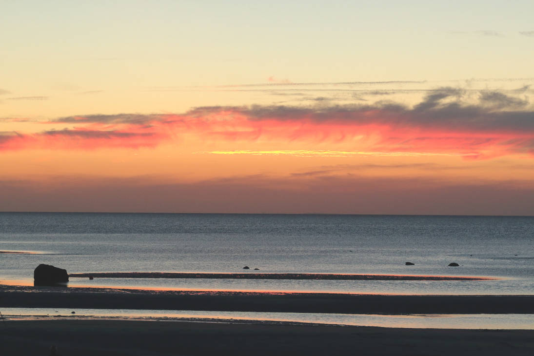 Cape Cod Bay Light by missayeka