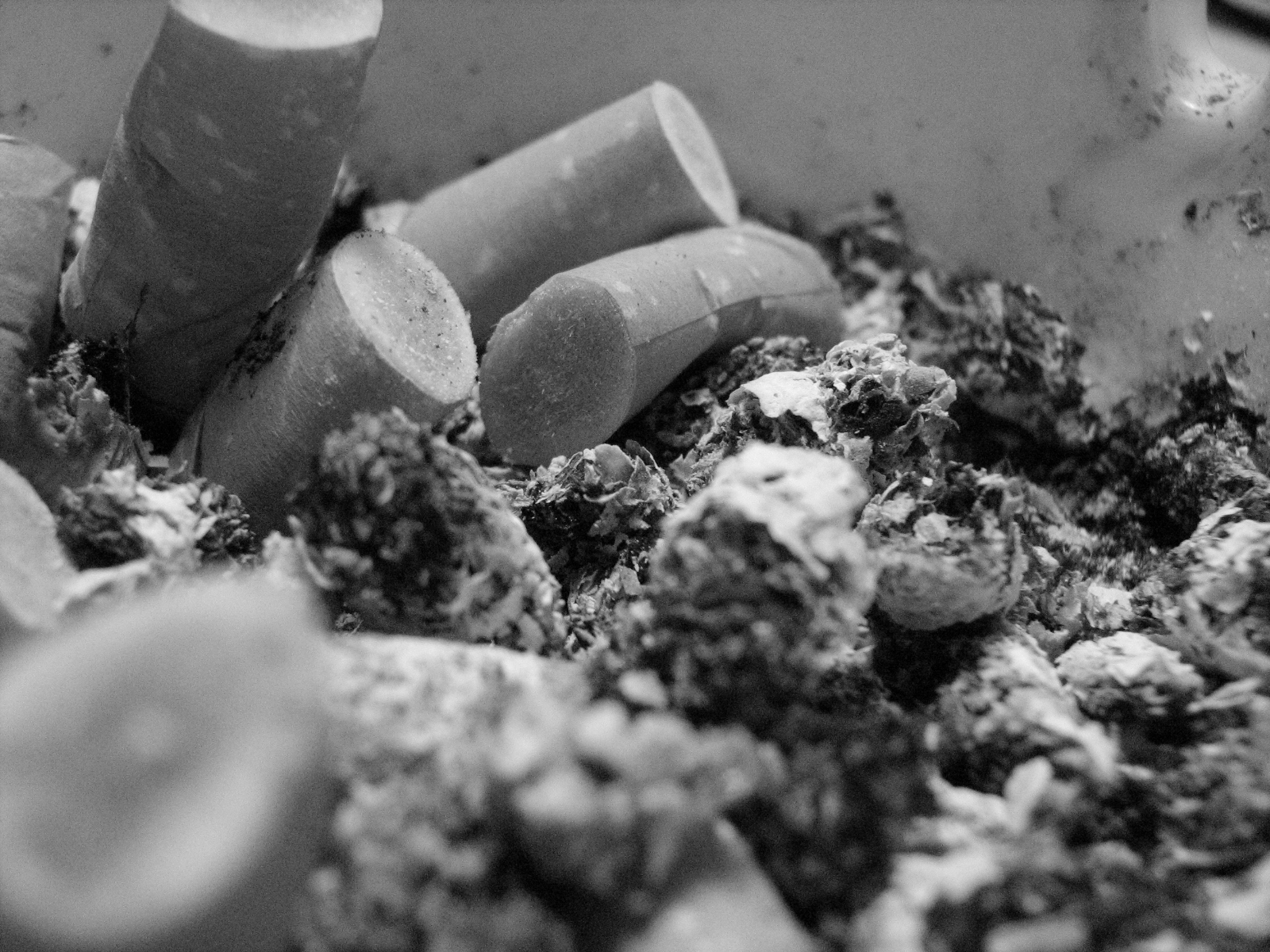 Ashtray BW