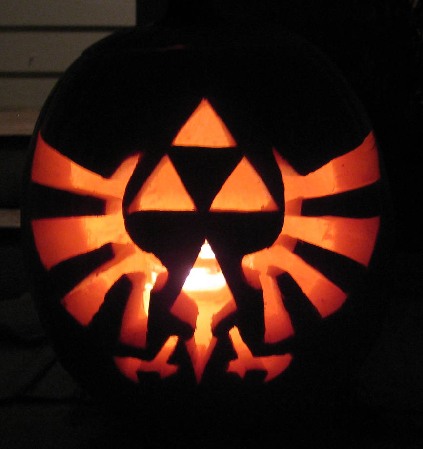 Triforce Pumpkin Carving by ladybug95 on DeviantArt legend-of-zelda-pumpkin-stencil-allthingshallows-com-allthingshallows