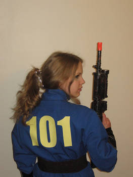 Cosplay Preview:Vault 101 Suit