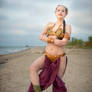 Slave Leia cosplay : crush the opposition