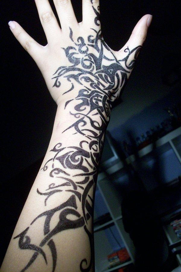 Tribal tattoo hand by prinssecal on DeviantArt