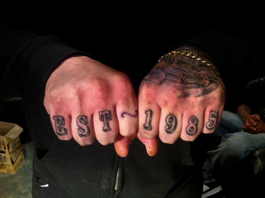 Finger writing tattoo Est 1985 3D by CalebSlabzzzGraham on DeviantArt