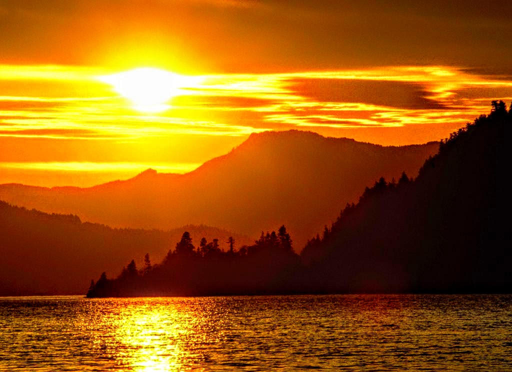 Beautiful Gold-like Sunset Over Landscapes by ROGUE-RATTLESNAKE on ...
