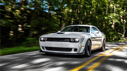 2018 White Dodge Challenger SRT Hellcat Widebody